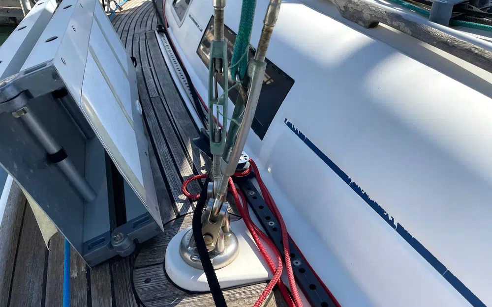 slider 17 Dufour  34