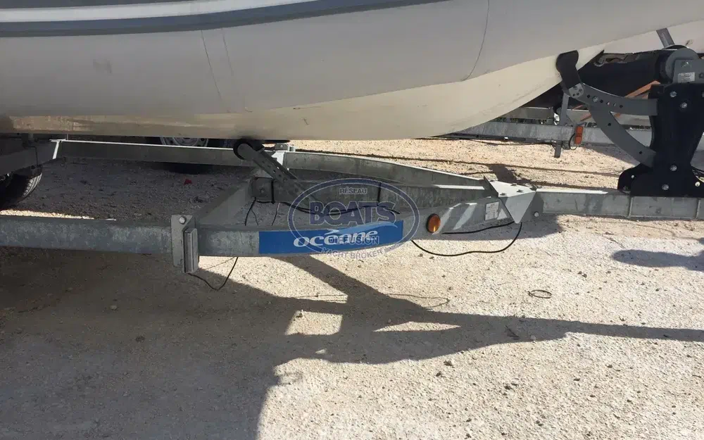 slider 1 Bombard Explorer 525 FB