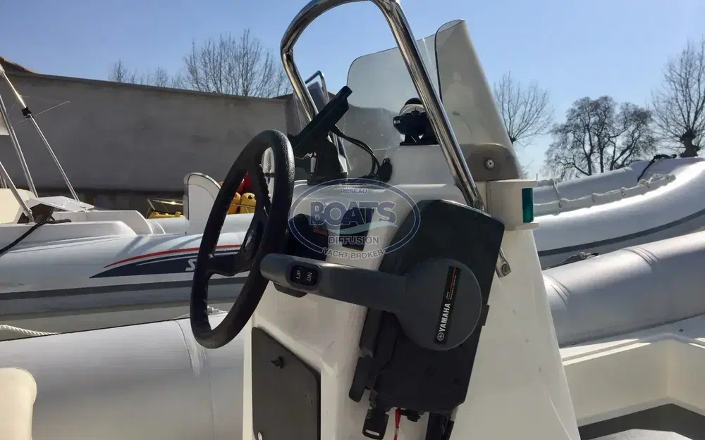 slider 2 Bombard Explorer 525 FB