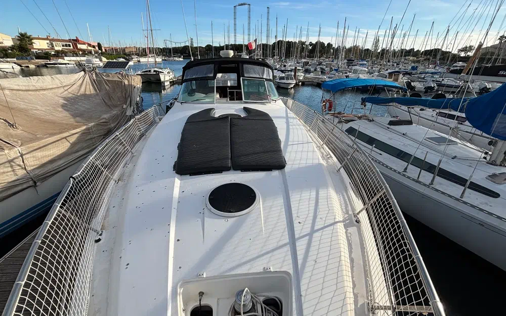 slider 4 Cruisers Yachts  4270 Esprit