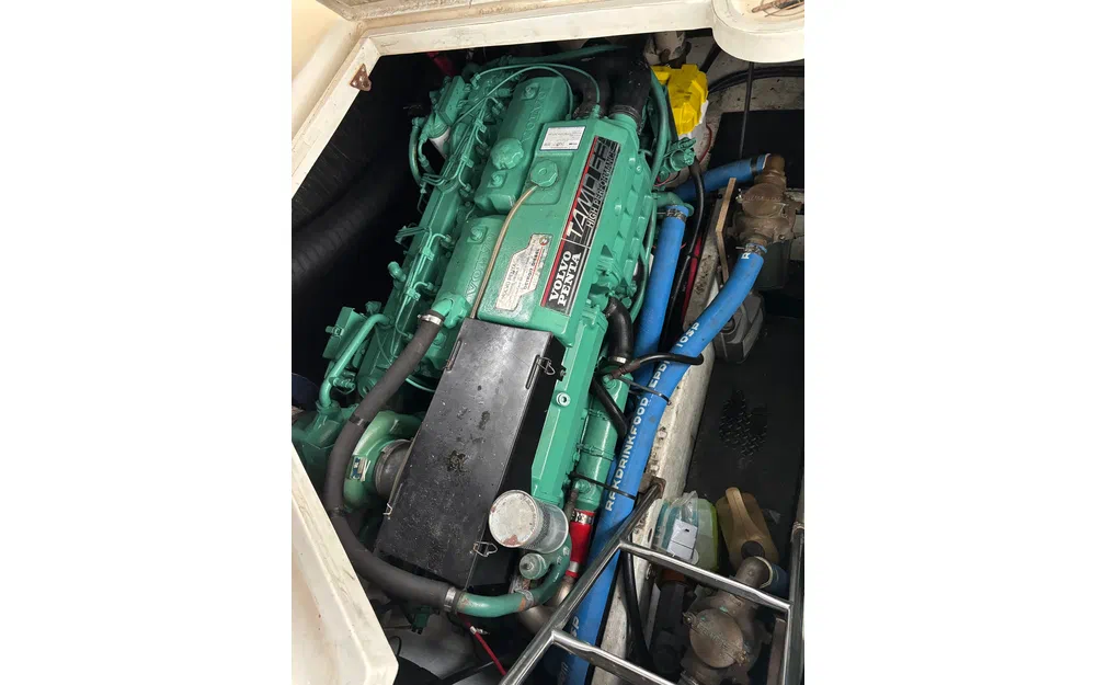 slider 46 Cruisers Yachts  4270 Esprit