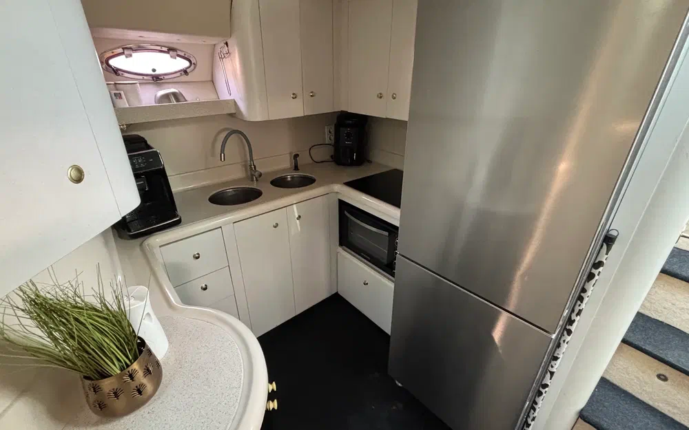 slider 22 Cruisers Yachts  4270 Esprit