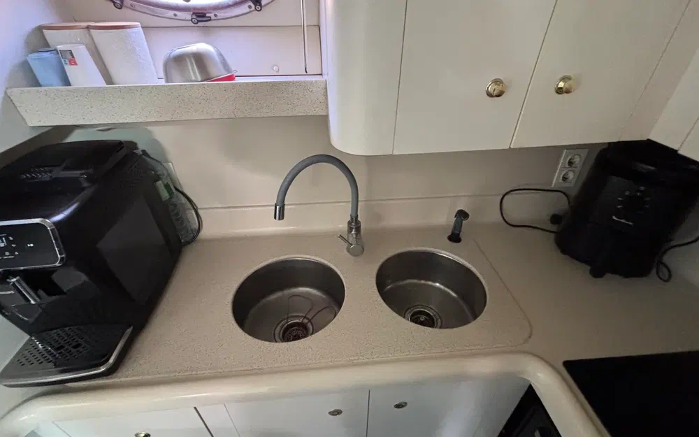 slider 25 Cruisers Yachts  4270 Esprit