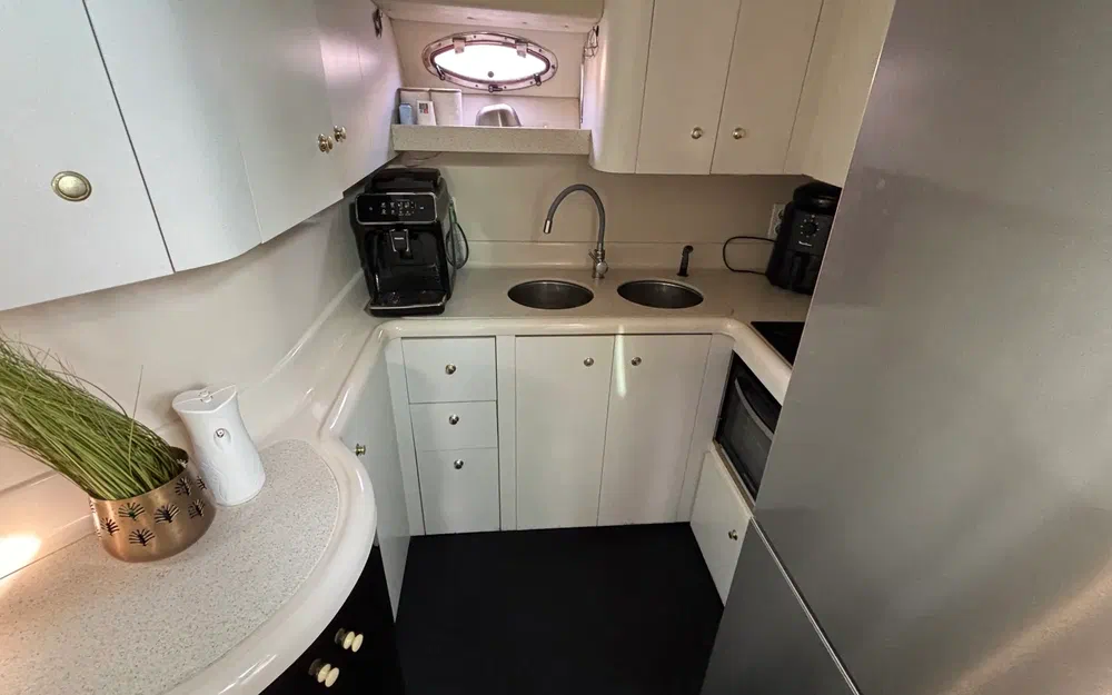 slider 26 Cruisers Yachts  4270 Esprit