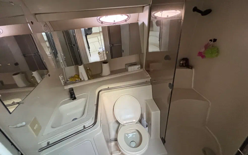 slider 36 Cruisers Yachts  4270 Esprit