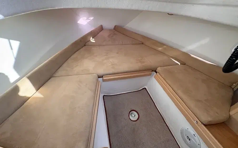 slider 9 B2 Marine Cap Ferret 652Cabin Cruiser