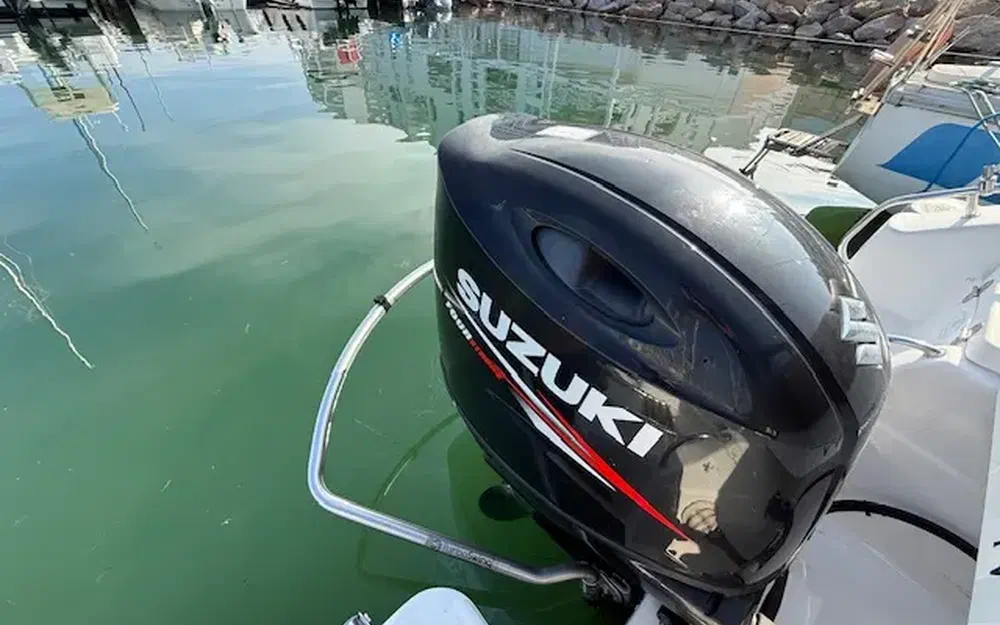 slider 11 B2 Marine Cap Ferret 752DC