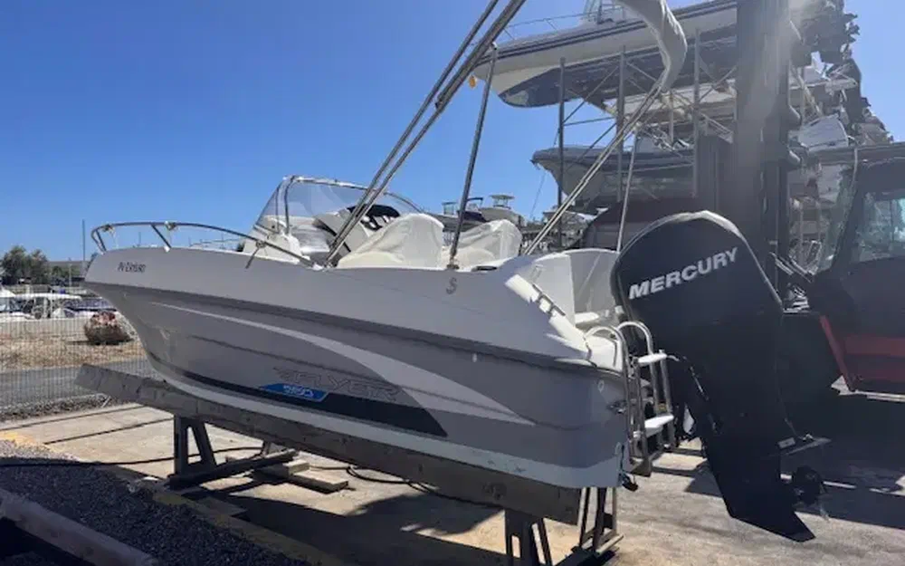 slider 2 Beneteau Flyer 550 Sun Deck