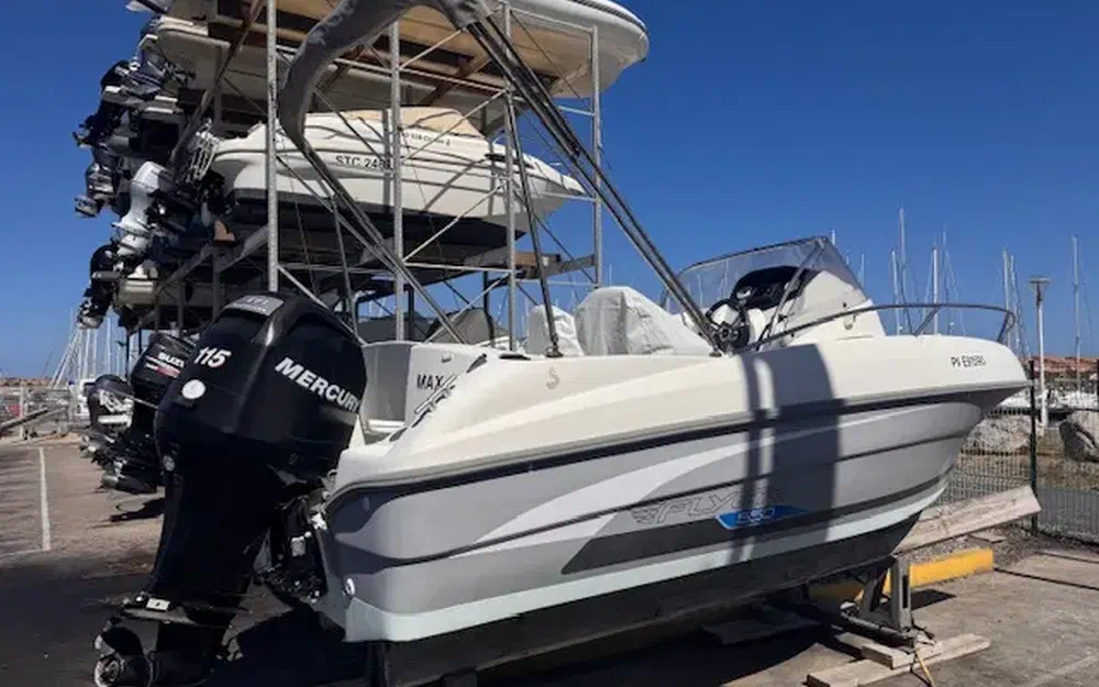 slider 3 Beneteau Flyer 550 Sun Deck