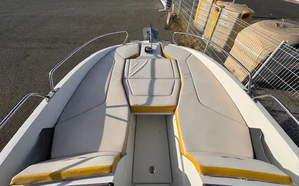 slider 2 Beneteau Flyer 6 SPORTdeck
