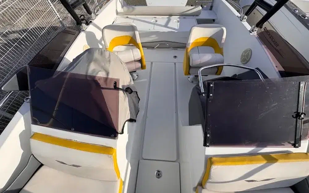 slider 4 Beneteau Flyer 6 SPORTdeck