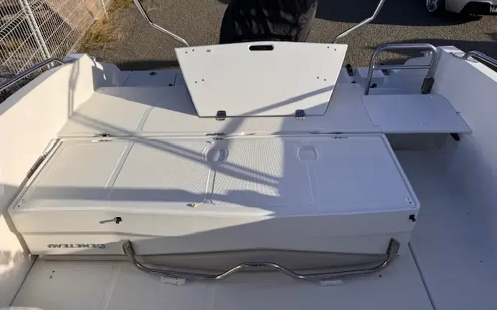 slider 5 Beneteau Flyer 6 SPORTdeck