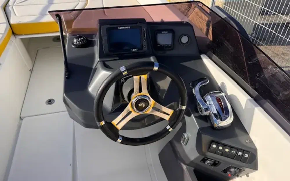 slider 6 Beneteau Flyer 6 SPORTdeck