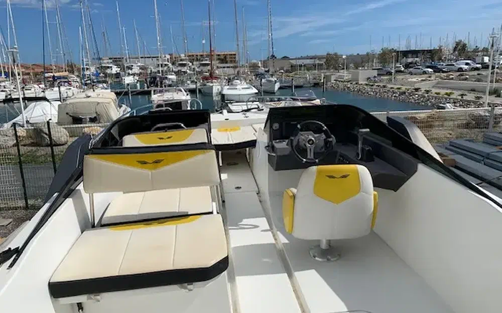 slider 6 Beneteau Flyer 7.7 SPORTdeck