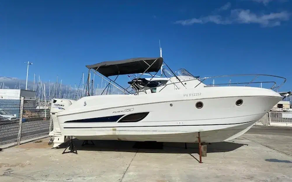 slider 2 Beneteau Flyer 850 Sun Deck