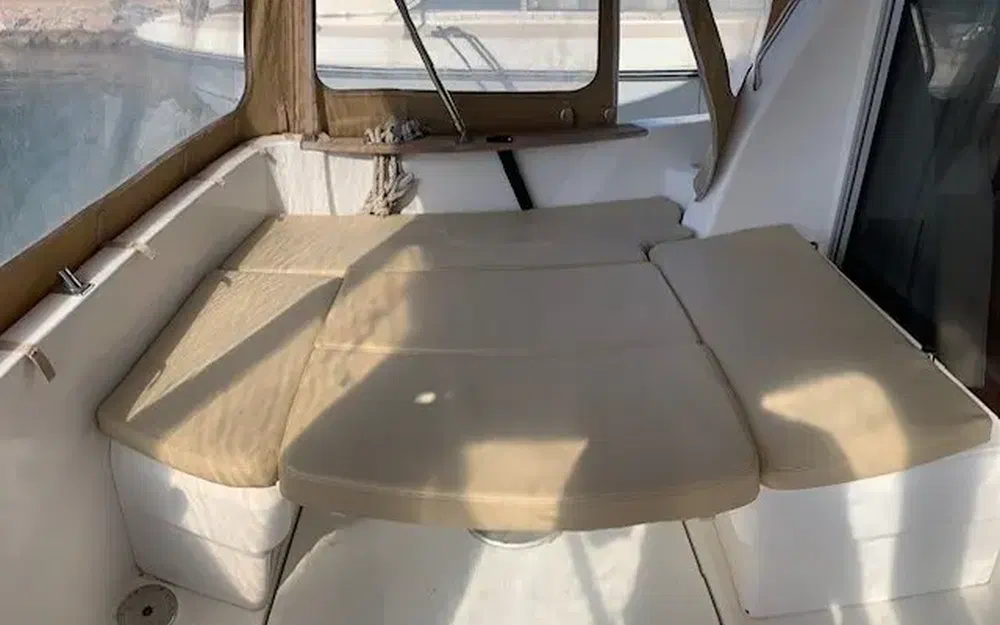 slider 18 Beneteau Antares 8