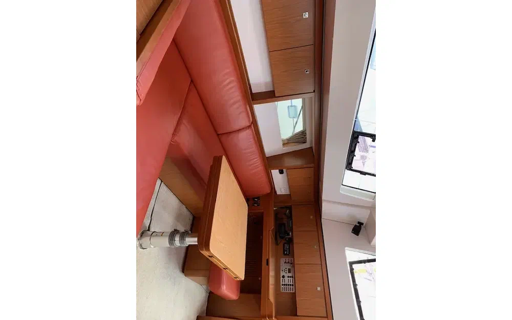 slider 11 Beneteau Sense 46