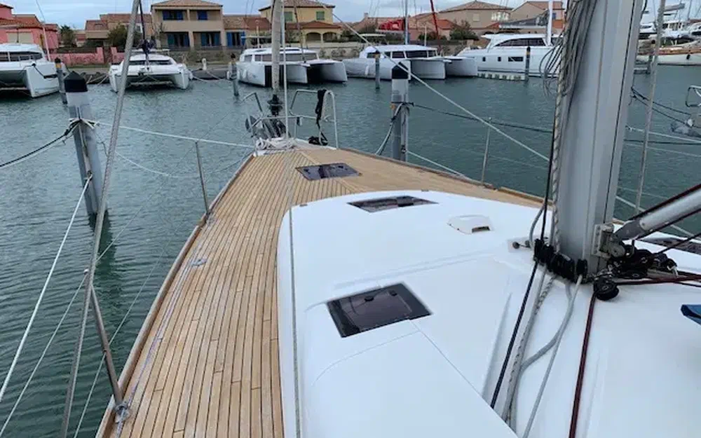 slider 4 Beneteau Sense 46