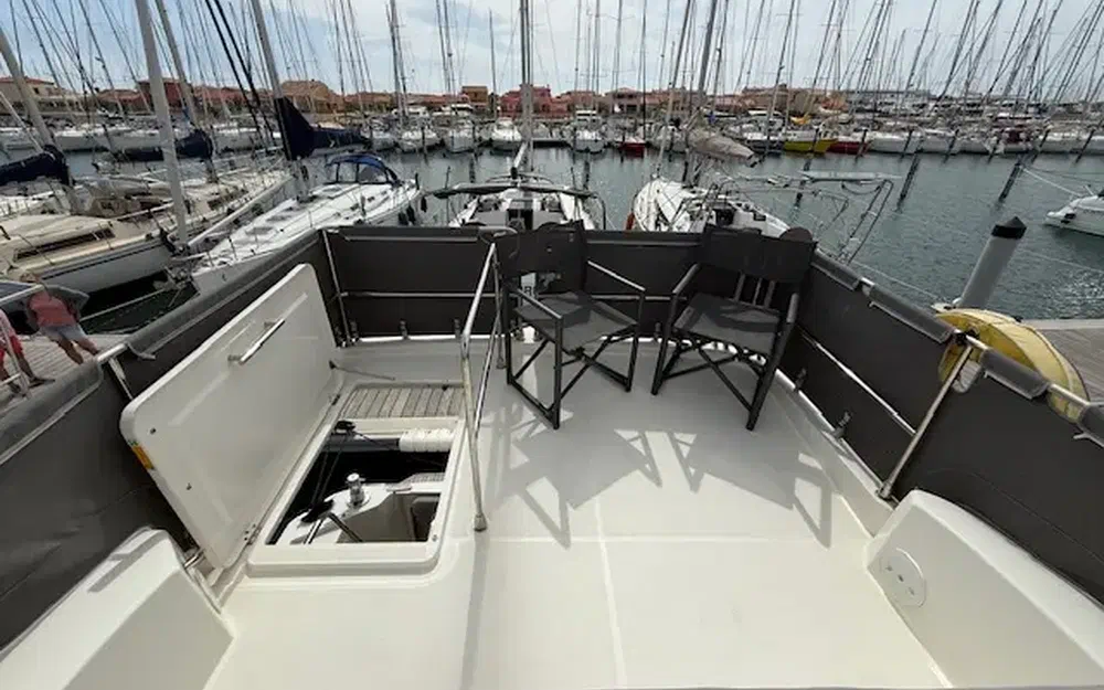 slider 12 Beneteau Swift Trawler 35