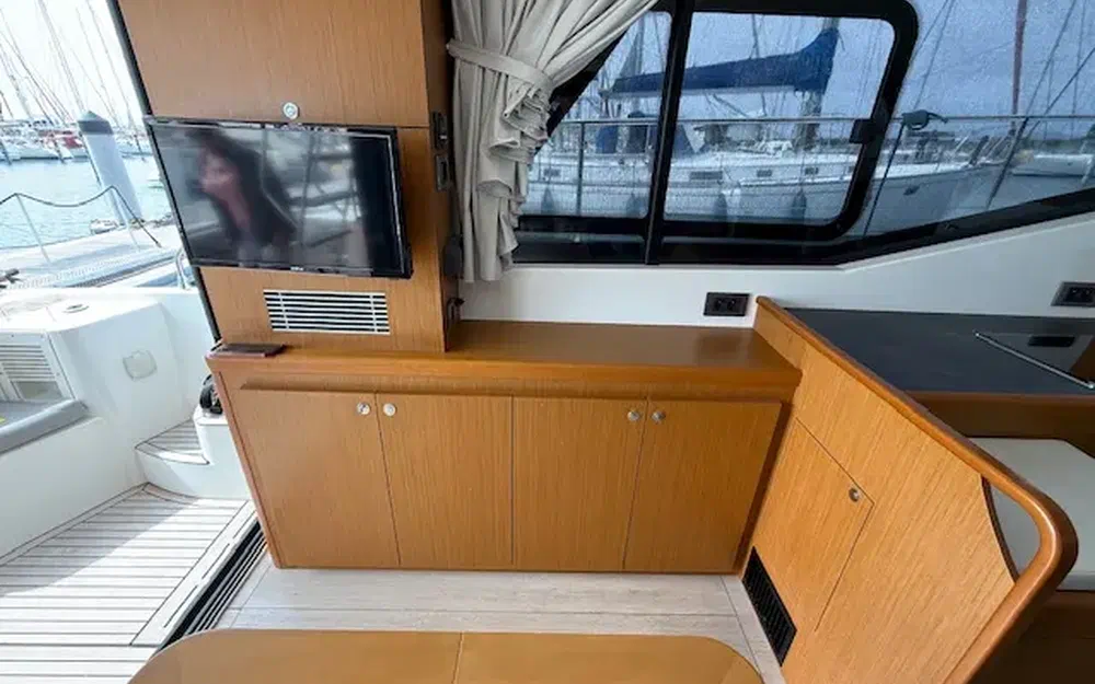 slider 17 Beneteau Swift Trawler 35