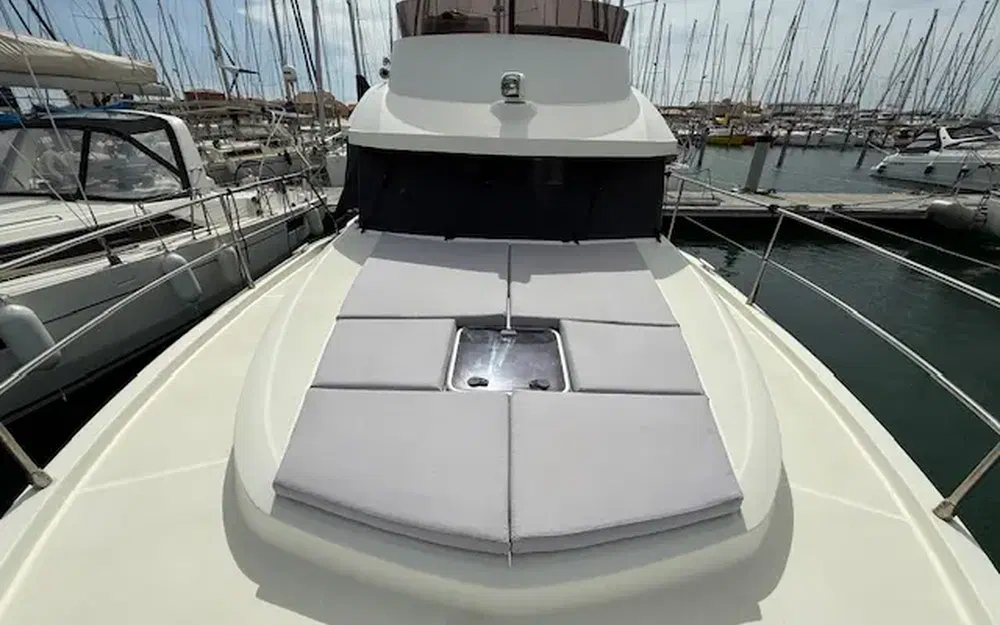 slider 6 Beneteau Swift Trawler 35