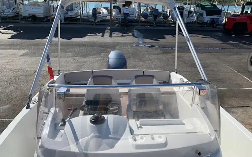 slider 13 Jeanneau Cap Camarat 5.5 CC