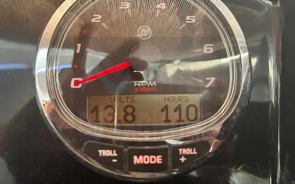 slider 20 Jeanneau Merry Fisher 695