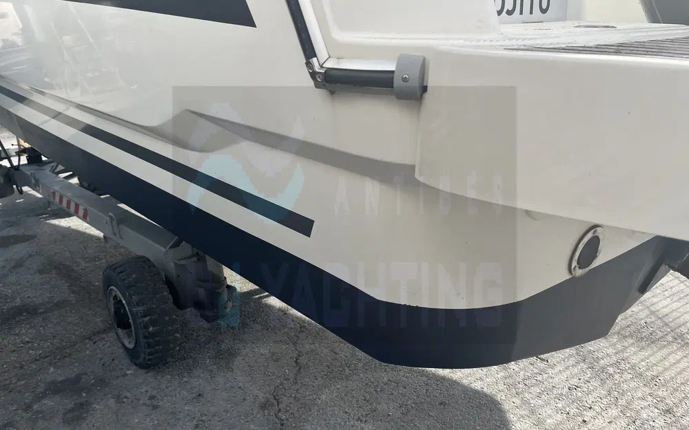 slider 4 Jeanneau Merry Fisher 695