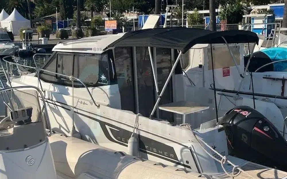slider 5 Jeanneau Merry Fisher 695