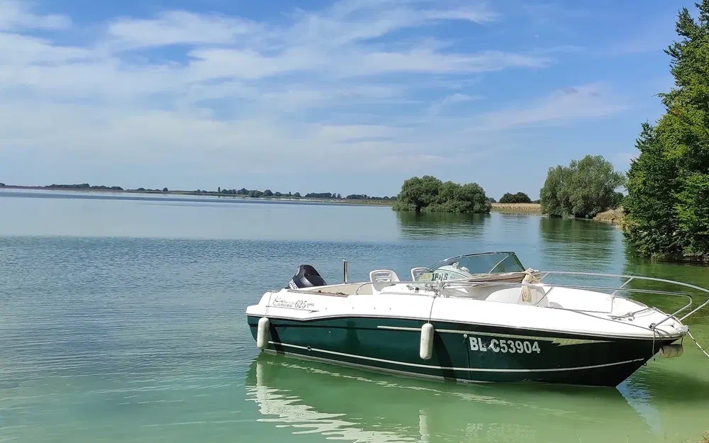 slider 9 Jeanneau Cap Camarat 625WA