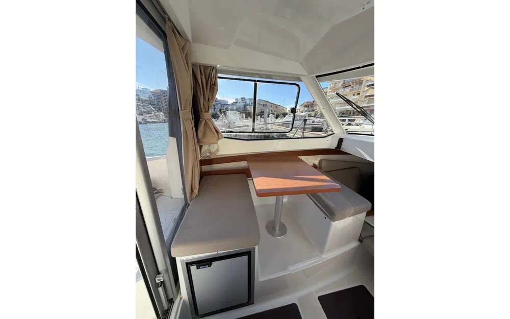 slider 10 Jeanneau Merry Fisher 605Serie 2