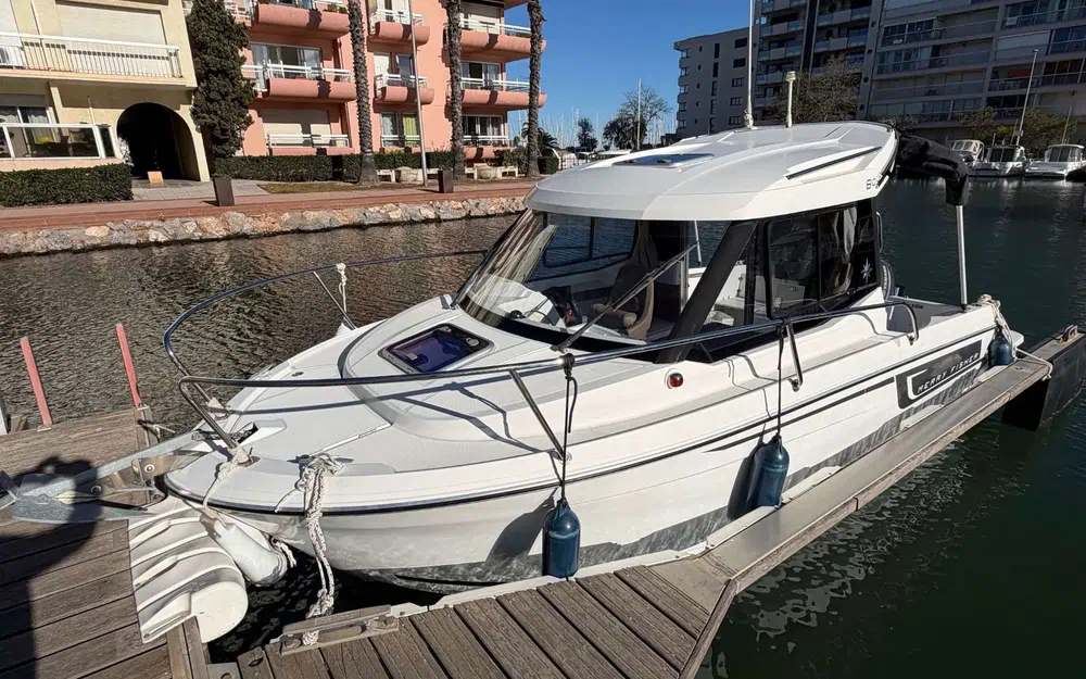 slider 14 Jeanneau Merry Fisher 605