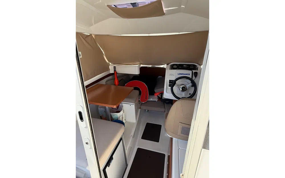 slider 7 Jeanneau Merry Fisher 605