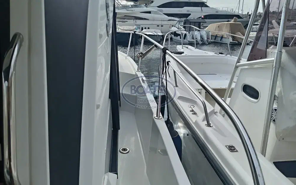 slider 5 Beneteau Antares 9 OB