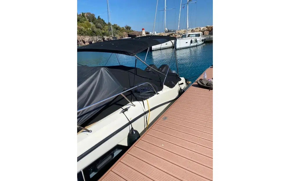 slider 4 Quicksilver Activ 875 Cruiser