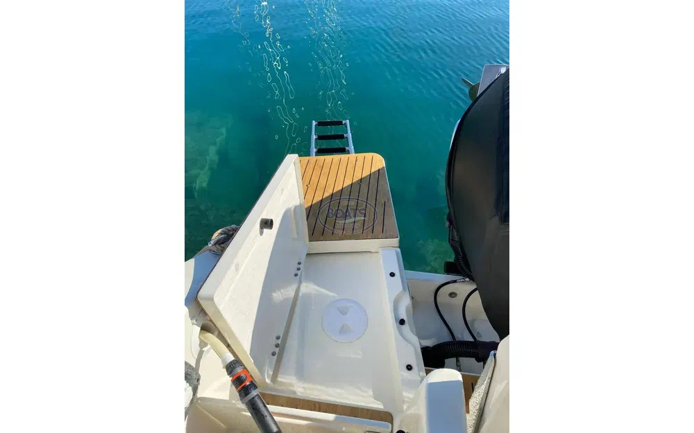 slider 6 Quicksilver Activ 875 Cruiser