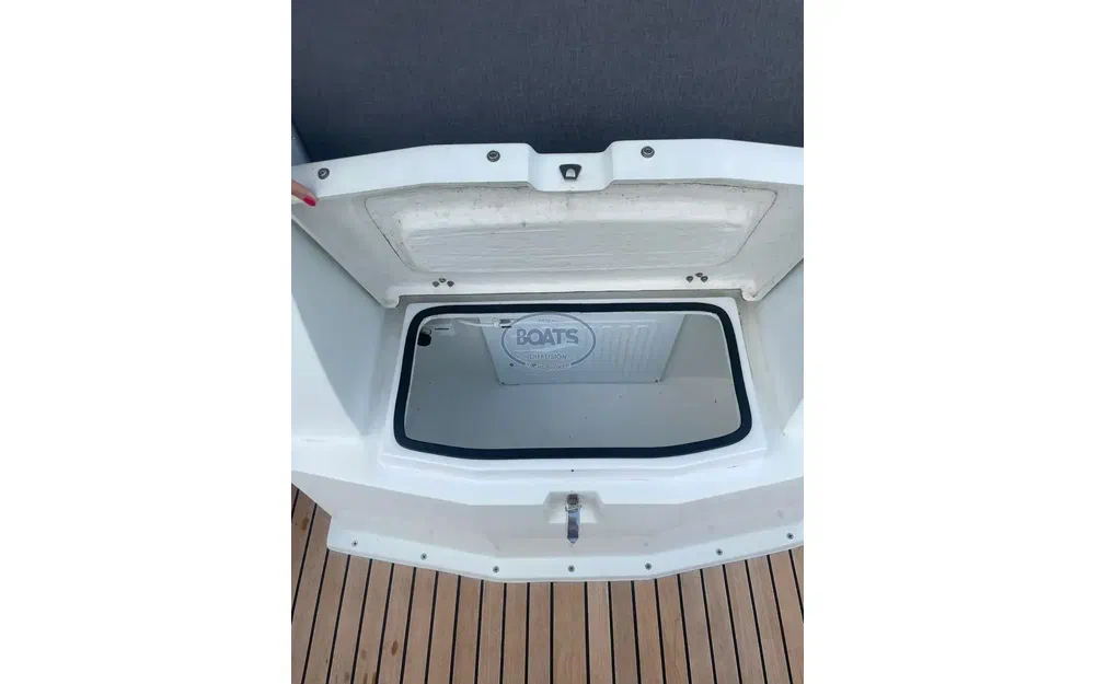 slider 12 Sea Water Phantom 260