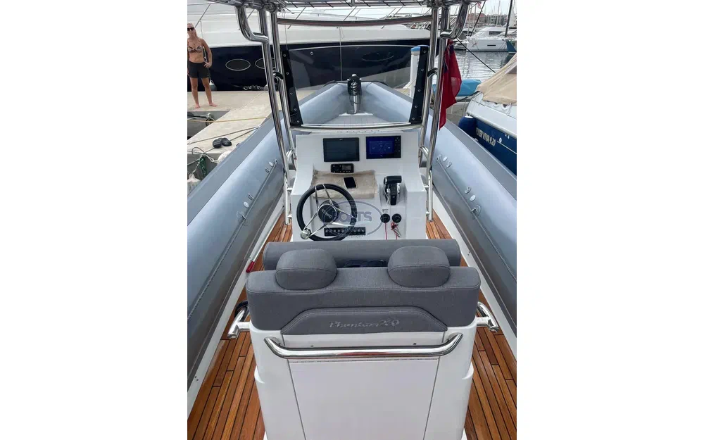 slider 8 Sea Water Phantom 260