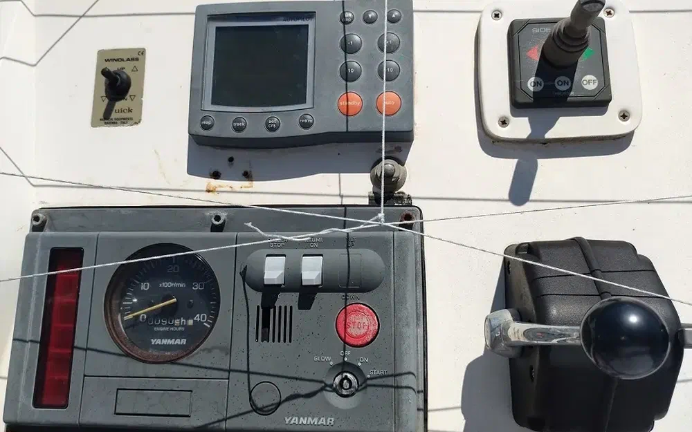 slider 22 Guy Bonnet  41