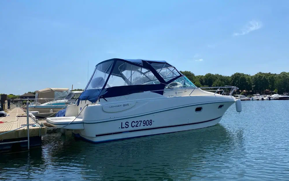 slider 1 Jeanneau Leader 805