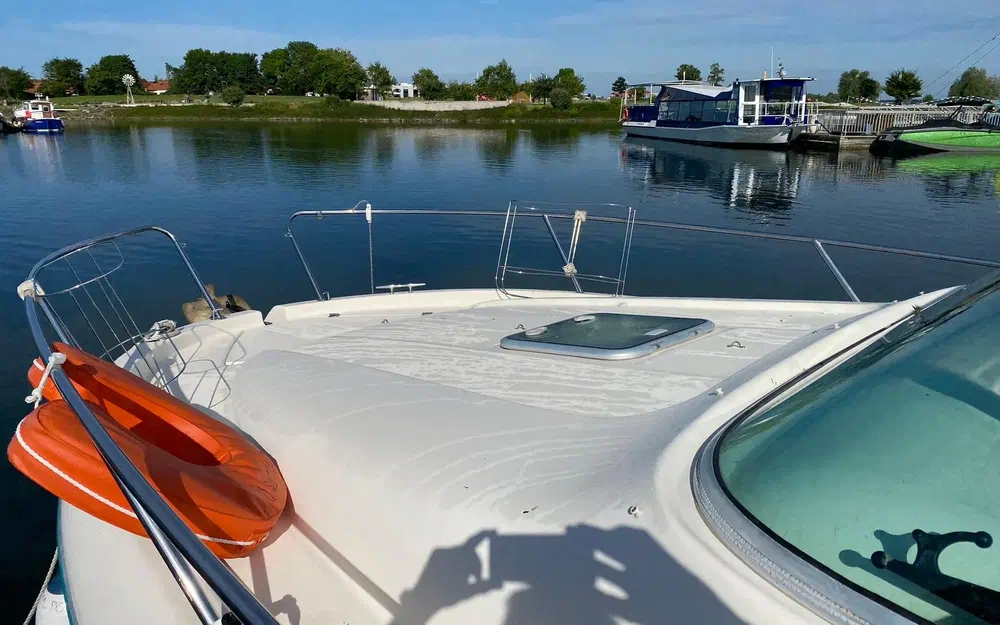 slider 19 Jeanneau Leader 805