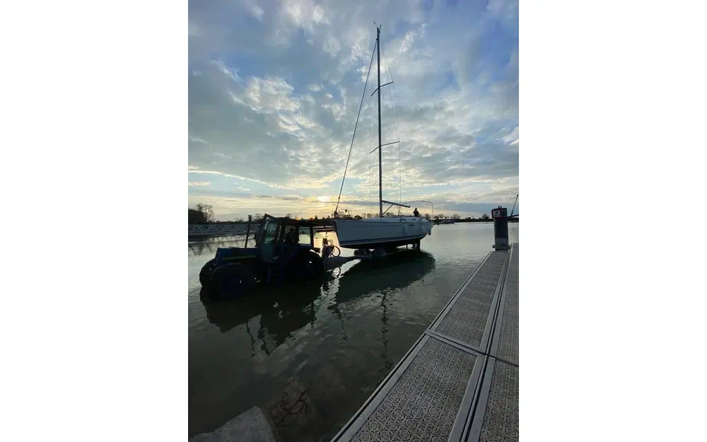 slider 13 Dufour 385