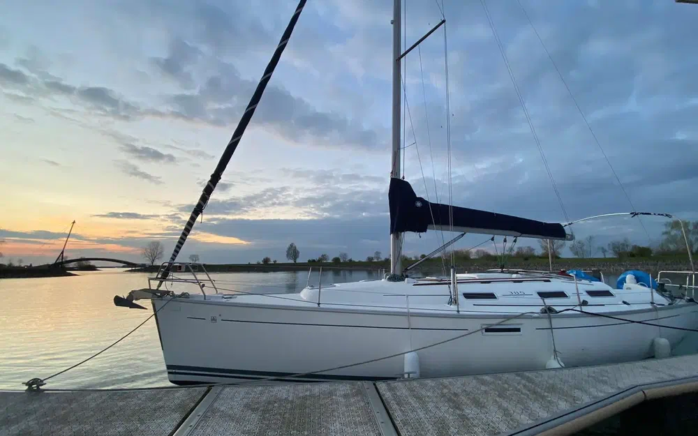 slider 15 Dufour 385