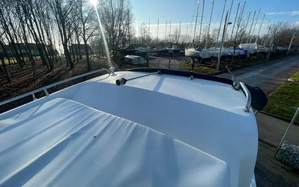 slider 15 Rio  700 Cabin Fish