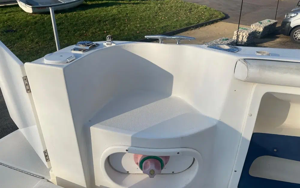 slider 18 Rio  700 Cabin Fish