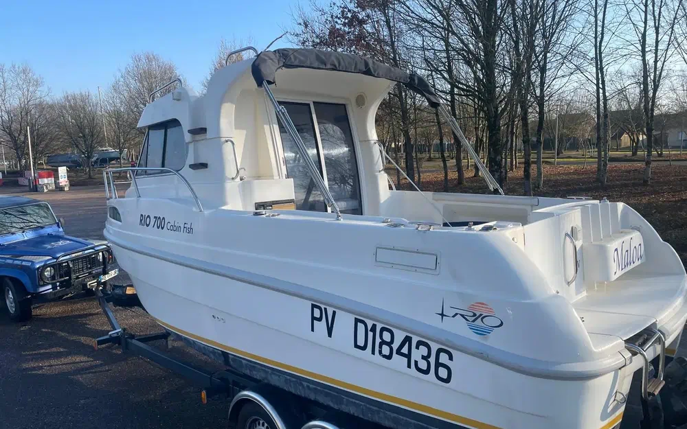 slider 4 Rio  700 Cabin Fish