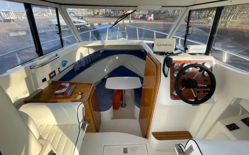 slider 5 Rio  700 Cabin Fish