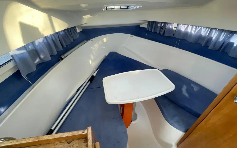 slider 6 Rio  700 Cabin Fish