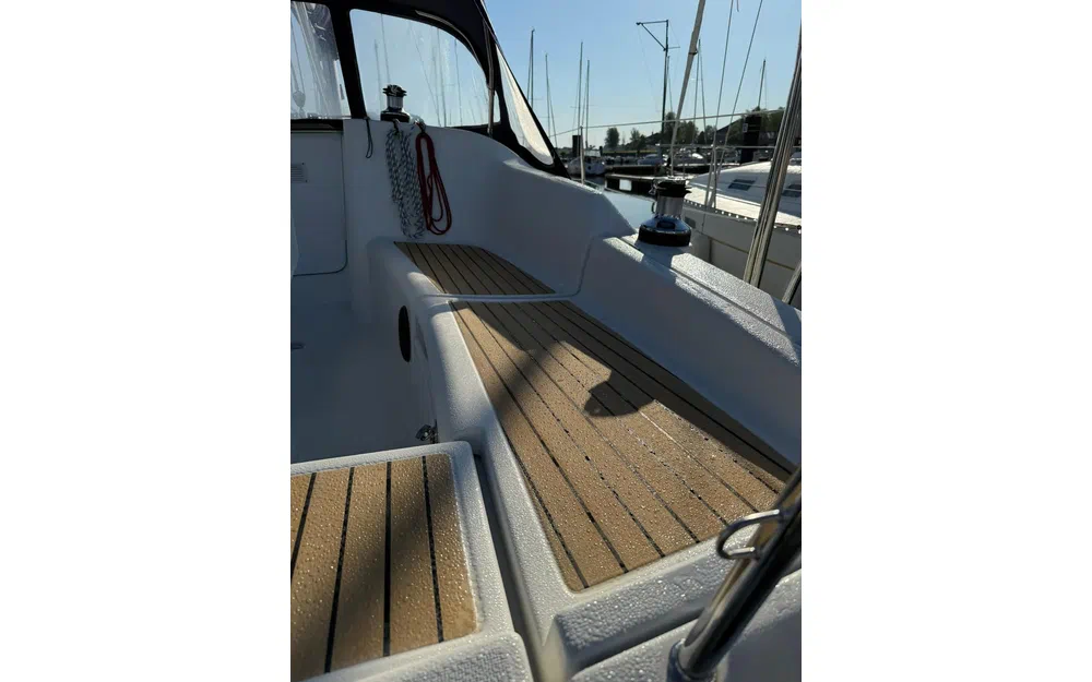 slider 9 Beneteau Oceanis 343 Clipper