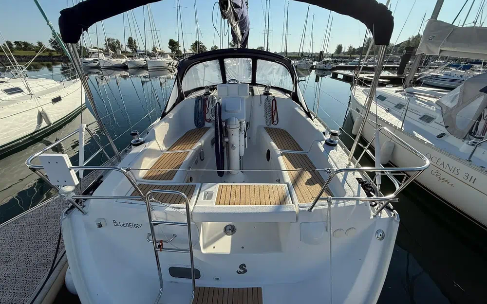 slider 3 Beneteau Oceanis 343 Clipper